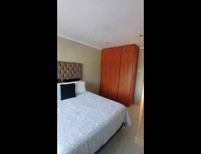 2 BEDROOM PROPERTY TO RENT IN WOODHAVEN